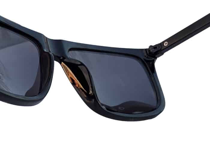 Gucci Polarized Unisex Sunglasses - Image 4